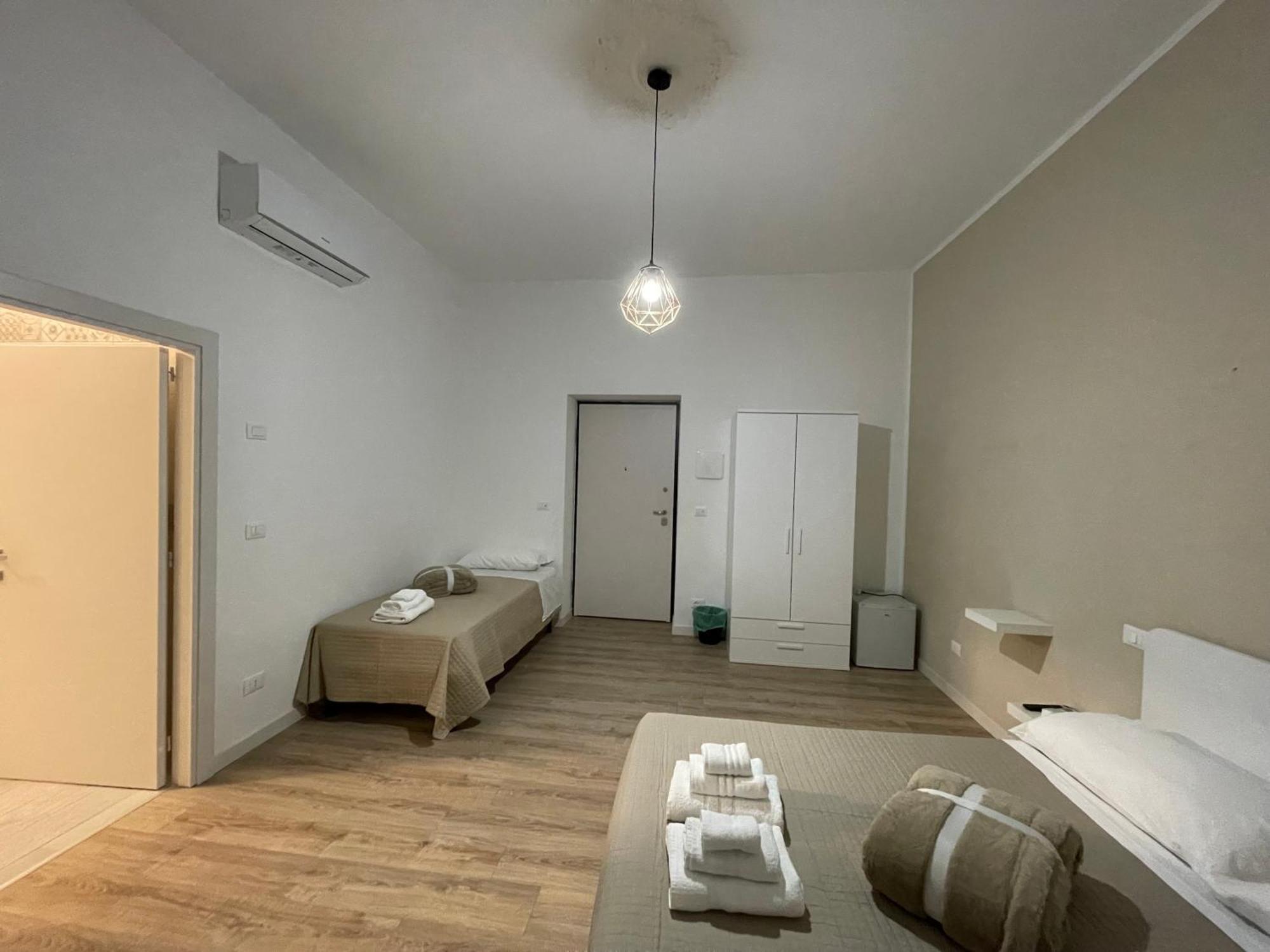 Le Stanze Di Max Bed & Breakfast แตร์โมลิ ภายนอก รูปภาพ