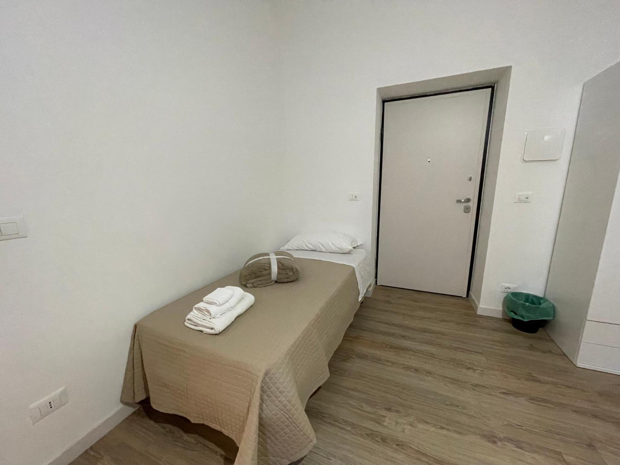 Le Stanze Di Max Bed & Breakfast แตร์โมลิ ภายนอก รูปภาพ